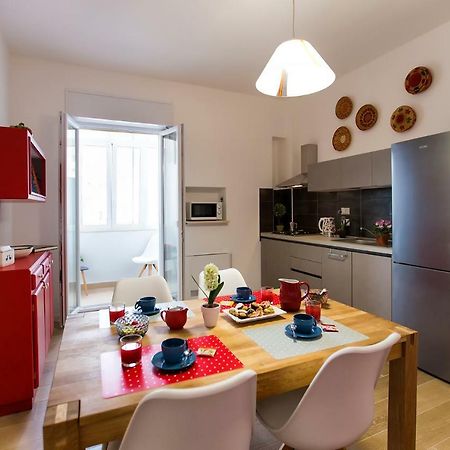 סאסארי Jolie Julie Accomodation מראה חיצוני תמונה